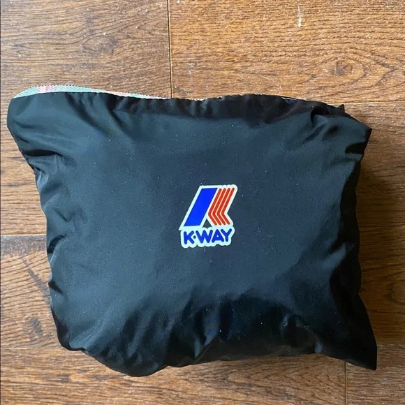 K-Way Black Half-Zip Hooded Windbreaker Jacket Size Medium - Picture 16 of 16